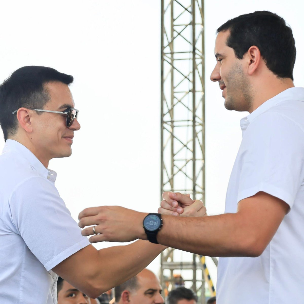 ¡Seguimos para adelante!

Felicitaciones <a href="/DanielNoboaOk/">Daniel Noboa Azin</a>. Con este impulso democrático seguiremos construyendo #ElNuevoEcuador que ya está en marcha.