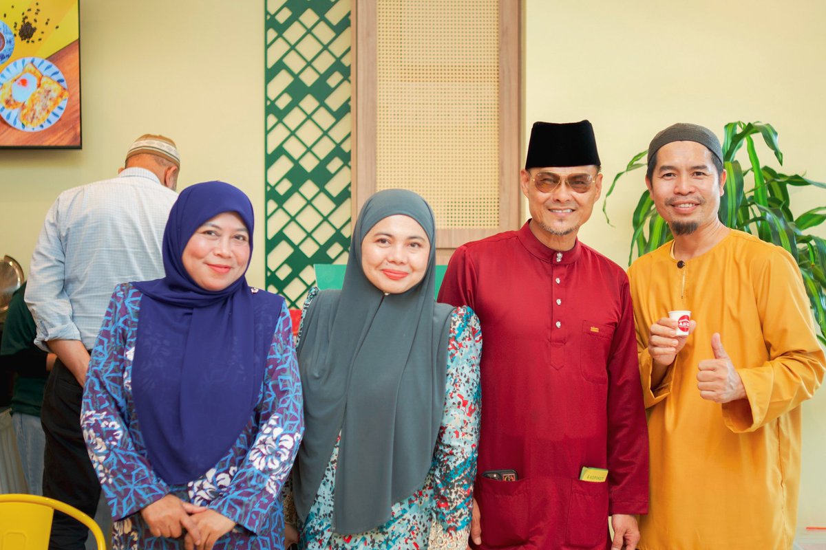 Grand Opening Kopihut di elmina East