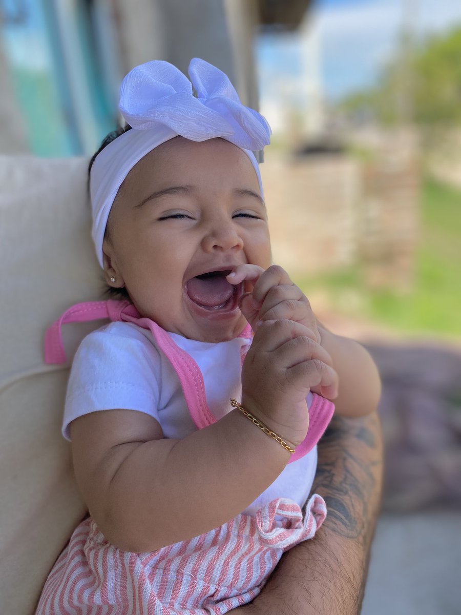 antto_fs's tweet photo. Mi más linda creación, no puedo creer lo rápido que estas creciendo🥺 no quiero que pase el tiempo. Te quiero conmigo siempre toda pequeña💗 https://t.co/lBB0aVrTxs