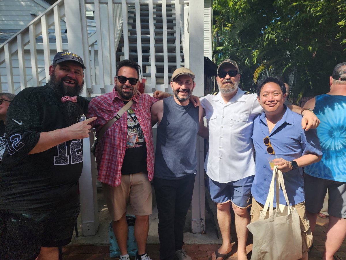 Master of None 🐜 tweet media