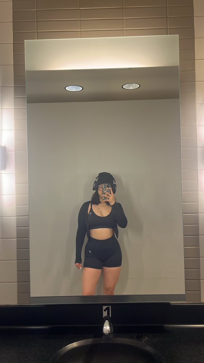 xolenaaaa's tweet image. I love Jim &amp;lt;3 Real bad