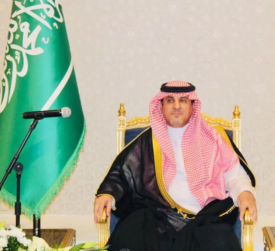 خالص التعازي لسعادة محافظ بيشة، 
الدكتور/عبدالرحمن بن عبدالله آل حامد، 
في وفاة والده الشيخ عبدالله بن عائض الحامد
 (شيخ شمل قبائل علكم) 
والعزاء موصول لجميع ابناء الفقيد واسرته وقبائله
نسأل الله أن يرحمه ويغفر له، وأن يلهم أهله وذويه الصبر والسلوان.