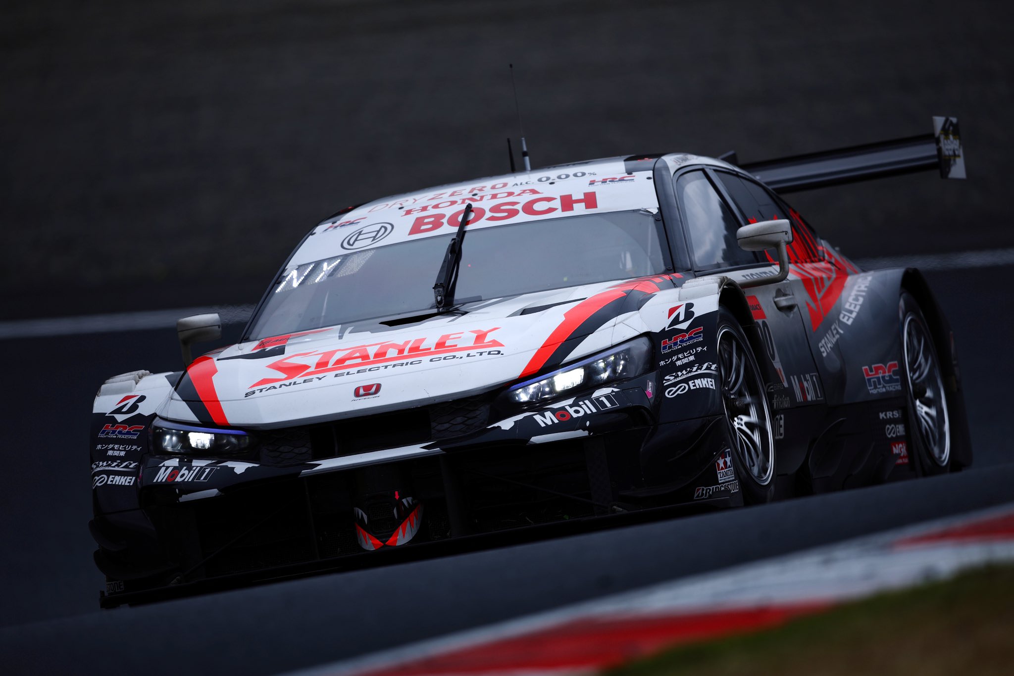No.100 STANLEY CIVIC TYPE R-GT | GT500 チーム&ドライバー