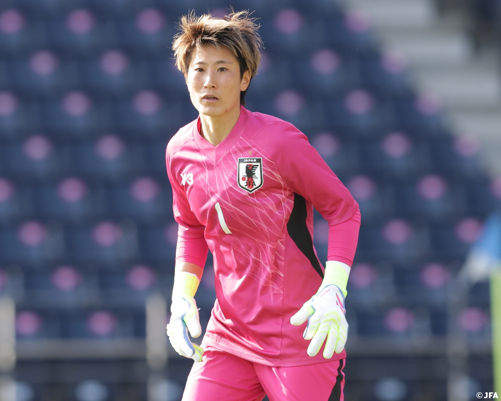 なでしこジャパン　平尾知佳直筆サイン　浦和レッズレディース　アルビレックス新潟 アルビレックス新潟レディース 平尾 知佳 選手 なでしこジャパン