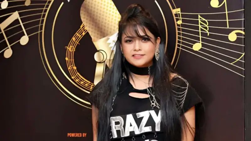 বাবা মা ছাড়া পৃথিবীতে কেউ বন্ধু হয় না: মিলা