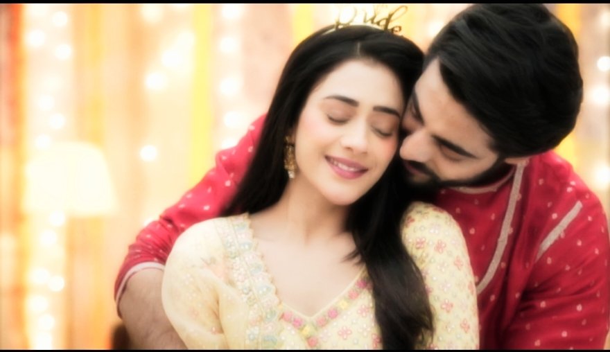 Adorer_ofmyfavs's tweet image. They look like a literal work of art 🎨🪻
#Jhanak #AnirudhBose #RuNak #KrusHi