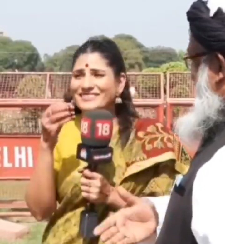 NewsAlgebraIND's tweet photo. SHOCKING 🚨 MAULANA : Indian Railways, Indian Defence have occupied our Waqf land

RUBIKA LIYAQUAT : What? What are you saying. 🤣🤣

She started laughing (on Maulana) 

MAULANA : Where we are standing, this is also Waqf property.

RUBIKA ⚡ : Tomorrow you will say, Indian Parliament & Indian President House are also Waqf properties. 

MAULANA : Yes, There is a Waqf land there also

RUBIKA 🔥🔥 : "You will say Entire India is your Waqf Property. What can you achieve by saying this? Kya kar lenge?" 

That's why Waqf Act was necessary!!