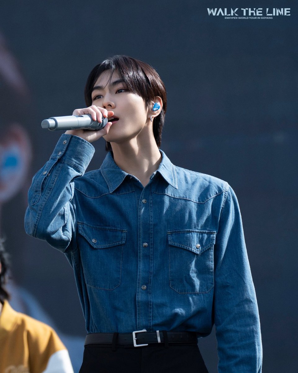 ENHYPEN's tweet image. ENHYPEN WORLD TOUR 'WALK THE LINE' IN GOYANG Preview Cuts #3

👻 RELEASE : 24.04.25ㅣFriㅣKST

#ENHYPEN #엔하이픈
#EN_WORLDTOUR_WALKTHELINE