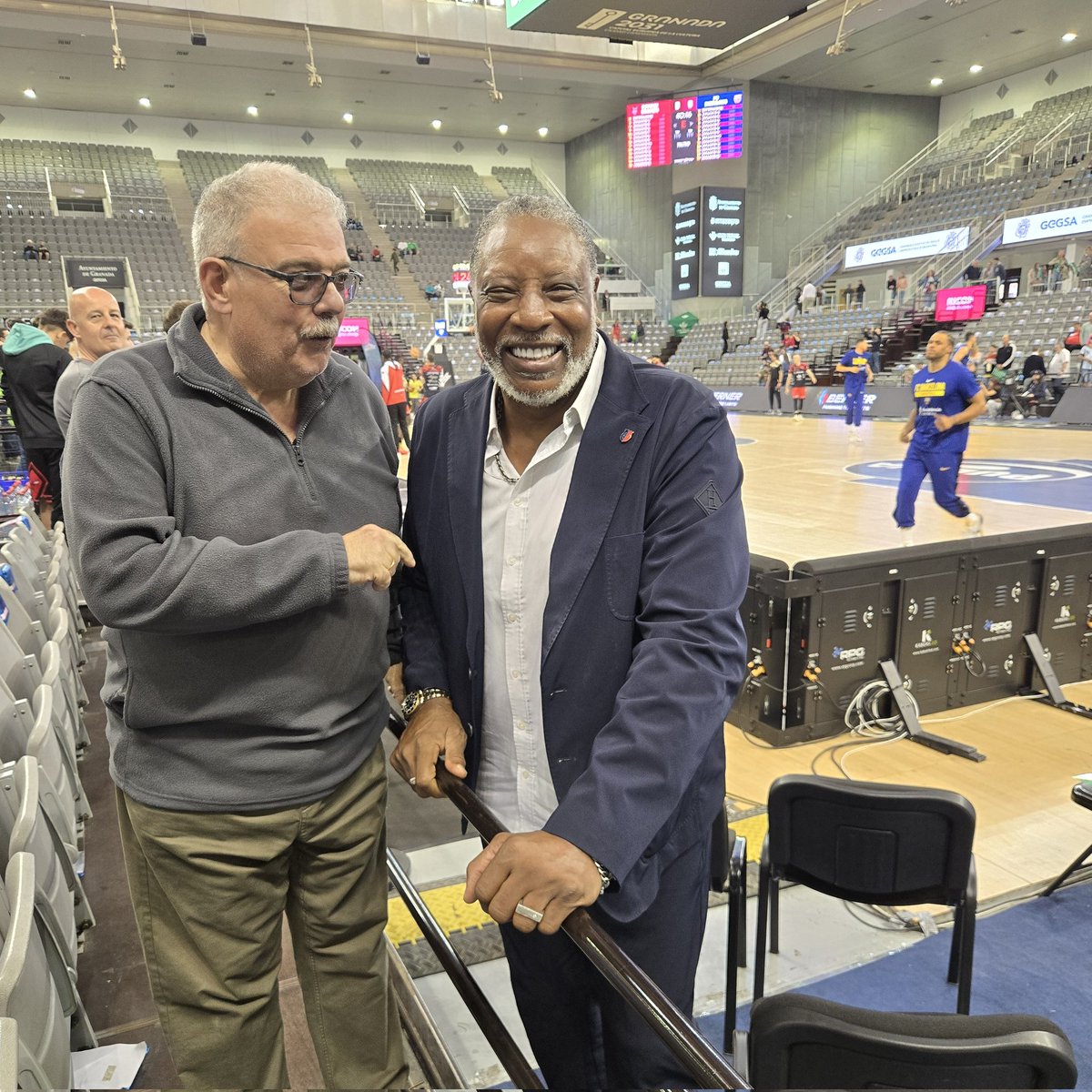 Gracias <a href="/atomicdog14/">Audie Norris</a> por permitirme esta foto. Ha sido un placer estar al lado de la persona que hizo que me aficionada al baloncesto