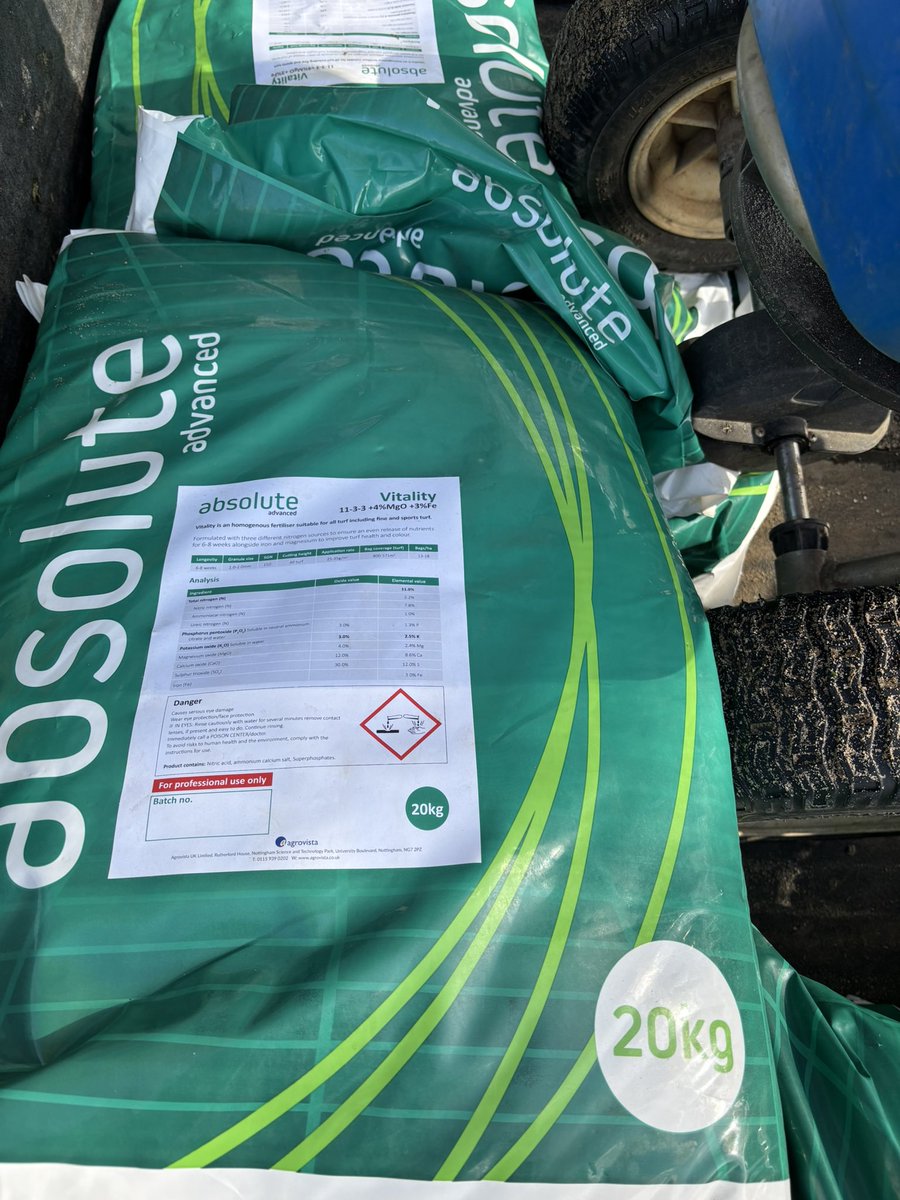 Top changer out this morning along with a cut, spike, brush, iron, fertiliser and water!! <a href="/VGR_equipment/">VGR</a> <a href="/Tru_Turf/">Tru-Turf</a> <a href="/JohnDeere/">John Deere USA</a>