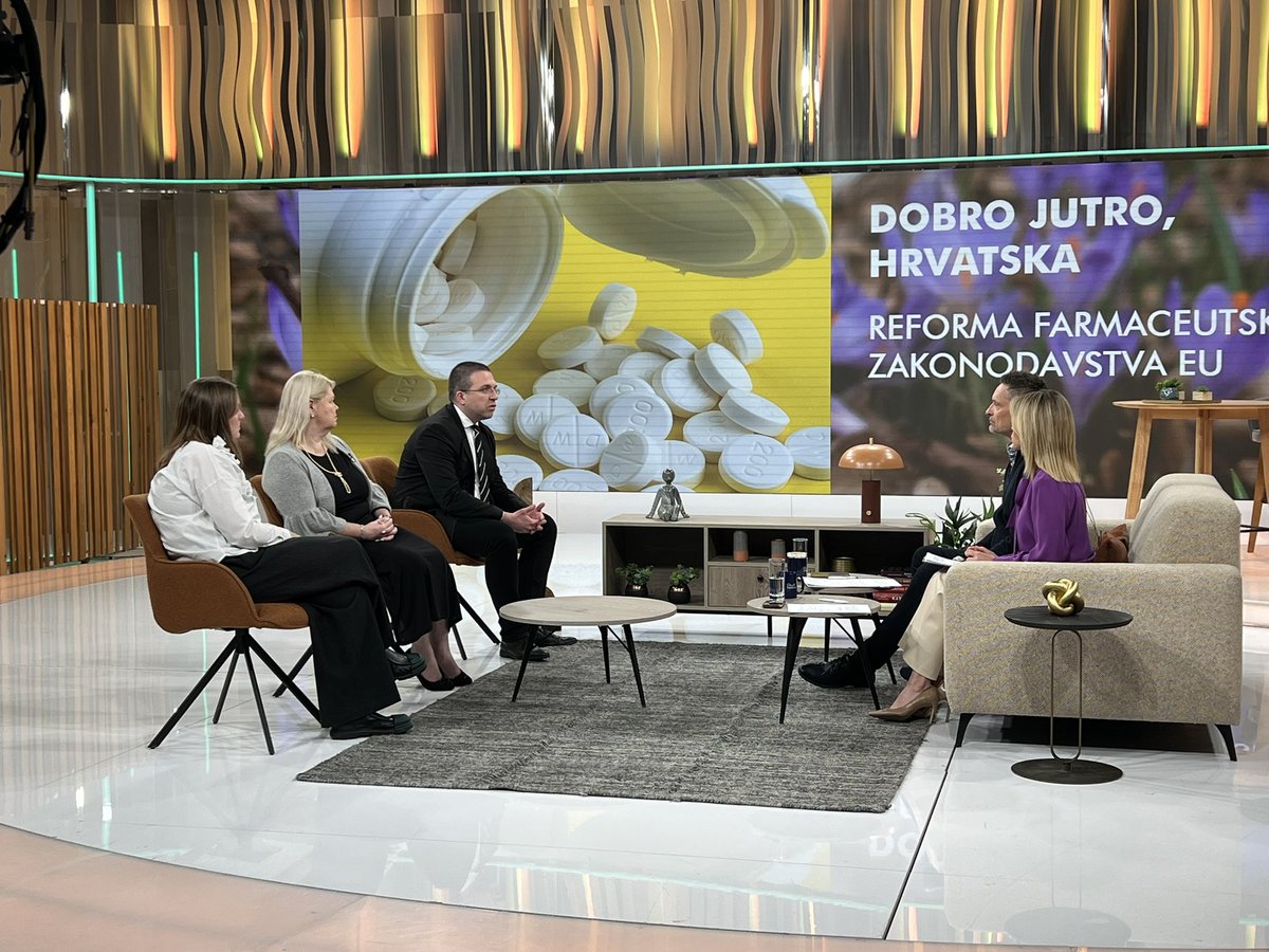 U emisiji "Dobro jutro, Hrvatska" govorio sam o reformi farmaceutskog zakonodavstva EU, za koju sam izvjestitelj u #EPP. Cilj je jednaka dostupnost lijekova za sve, manja ovisnost o uvozu iz trećih zemalja, brži razvoj generičkih lijekova i bolji položaj pacijenata diljem 🇭🇷 i 🇪🇺