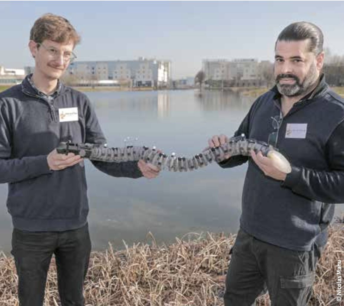 Institut Pprime (@institutpprime) on Twitter photo Un drone qui nage comme un serpent ? 🐍🤖
Bravo à E. Gautreau & F. Douit pour ce projet bio-inspiré !
Vers une #startUp : HarpoSea 🚀
RDV le 4 juin au #PintOfInnovation à #Poitiers 🍻
grandpoitiers.fr/information-tr…
<a href="/UnivPoitiers/">Université de Poitiers</a> <a href="/DR08_CNRS/">CNRS Centre Limousin Poitou Charente</a> <a href="/ISAE_ensma/">ISAE_ENSMA</a> <a href="/Grand_Poitiers/">Grand Poitiers</a> Un drone qui nage comme un serpent ? 🐍🤖
Bravo à E. Gautreau & F. Douit pour ce projet bio-inspiré !
Vers une #startUp : HarpoSea 🚀
RDV le 4 juin au #PintOfInnovation à #Poitiers 🍻
grandpoitiers.fr/information-tr…
<a href="/UnivPoitiers/">Université de Poitiers</a> <a href="/DR08_CNRS/">CNRS Centre Limousin Poitou Charente</a> <a href="/ISAE_ensma/">ISAE_ENSMA</a> <a href="/Grand_Poitiers/">Grand Poitiers</a>