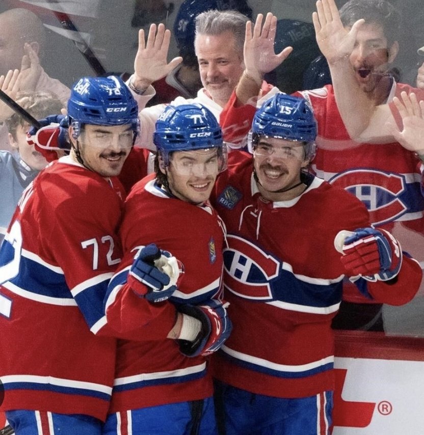 Les Canadiens doivent prendre leur destin entre leurs mains face aux Blackhawks et faire ce qu'il faut pour chercher 2 points et ainsi mettre un terme à cette course aux séries. 
Les Jackets sont en feu, ils gagneront leurs deux derniers matchs ; le CH ne doit pas compter sur