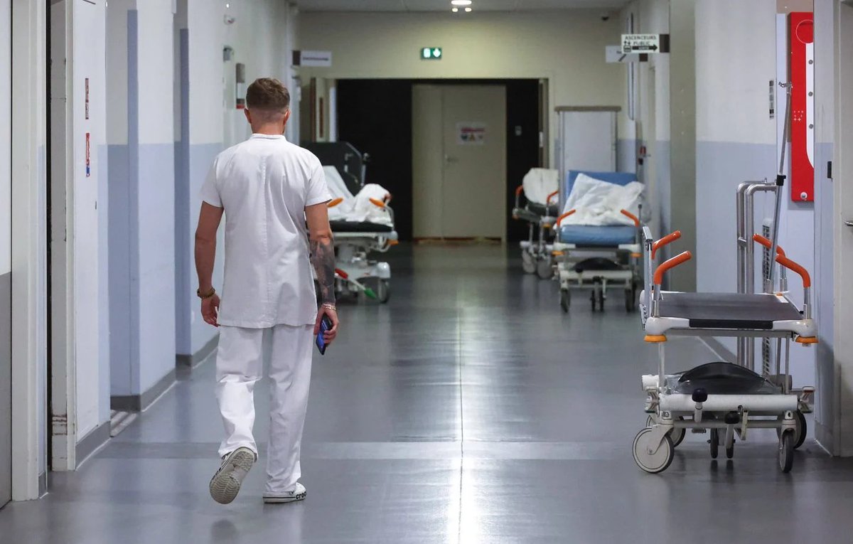 🚨🇫🇷 ALERTE INFO – 19 soignants déposent une PLAINTE pour harcèlement moral et homicide involontaire contre les ministres de la Santé, Catherine Vautrin, et de l’Enseignement supérieur, Élisabeth Borne.

Ils veulent dénoncer des suic*des de soignants de l’hôpital public dans un