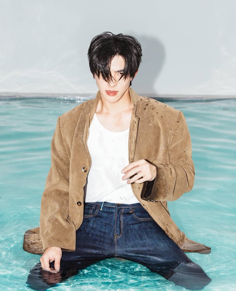 cinnabyeoll's tweet photo. #BXXMRVW | IM NOT OKEY MAN?!!?!!!! THESE ARE SOO GOOD OMGG 🌊🌊🐋🐋

[ @bxxm_rvw #TopFormTheSeries ] https://t.co/2BslRbKSMH