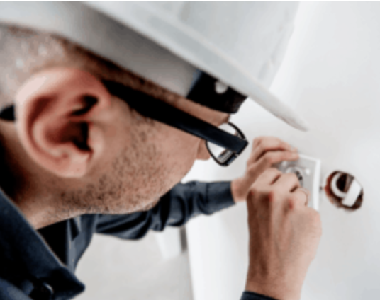 FixwerksPte's tweet photo. Our electricians are available to assist you with your electrical emergencies regardless of the time or location. They can handle a variety of jobs ranging from a blown fuse to a faulty light fixture or power socket.
https://t.co/F0IuC0D9IJ https://t.co/kbuF0AL9vN