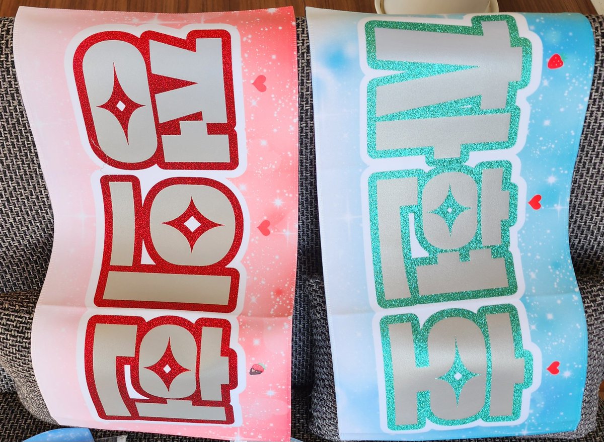 RT💜
디스 러브 슬로건 나눔입니다!

참여 방법
- RT

이벤트 조건
- 디스 러브 소설 or 웹툰 or 오드 전체 소장 인증
- 택배비 받고, 후기 필수입니다!

당발
- 제가 디스 러브 리패키지 앨범 받는 날