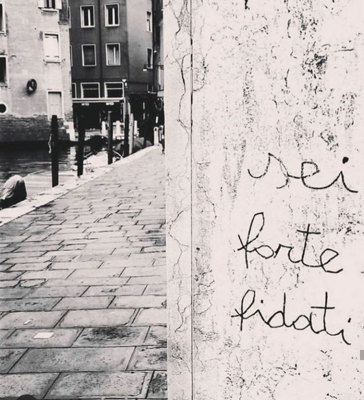 nemo652's tweet photo. #PensieroDelMattino 
Passiamo tanto tempo ad aspettare di essere definiti dagli altri.
Nessuno può definirti se non la tua autostima.🌸
~Fabrizio Caramagna ~

#BuongiornoATutti ☕
#14Aprile https://t.co/E6EQtdS8VJ