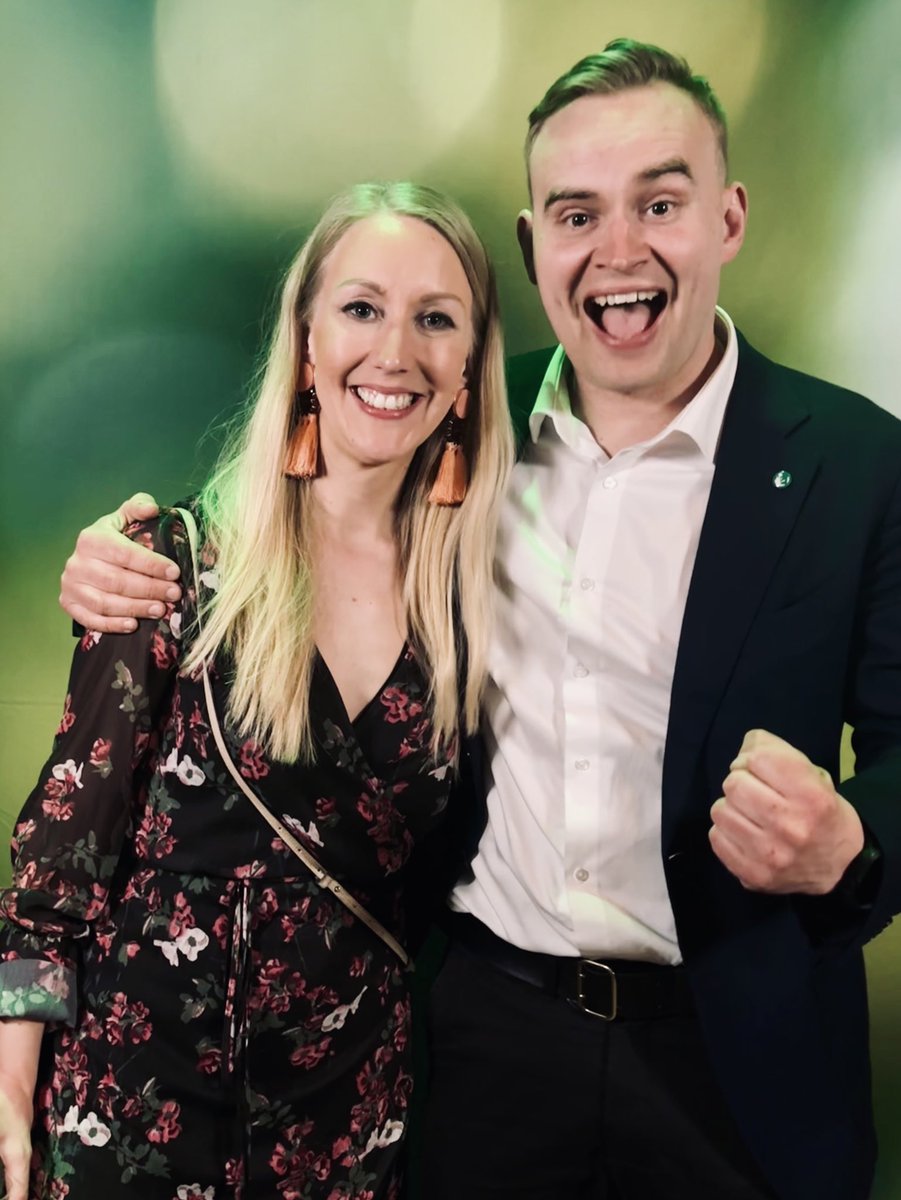 Suvi Pulkkinen (@suvi_pulkkinen) on Twitter photo Olo on nöyrä, kiitollinen ja ihan hitusen häkeltynyt. Kiitos jokaiselle, joka antoi äänensä mulle! 934 äänen painolla valtuustoon - tästä se alkaa! 🥰🙏
Atelle kiitos meidän porukan liidaamisesta ja hienosta kamppiksesta.
#vaalit2025 #Helsinki #vihreät Olo on nöyrä, kiitollinen ja ihan hitusen häkeltynyt. Kiitos jokaiselle, joka antoi äänensä mulle! 934 äänen painolla valtuustoon - tästä se alkaa! 🥰🙏
Atelle kiitos meidän porukan liidaamisesta ja hienosta kamppiksesta.
#vaalit2025 #Helsinki #vihreät