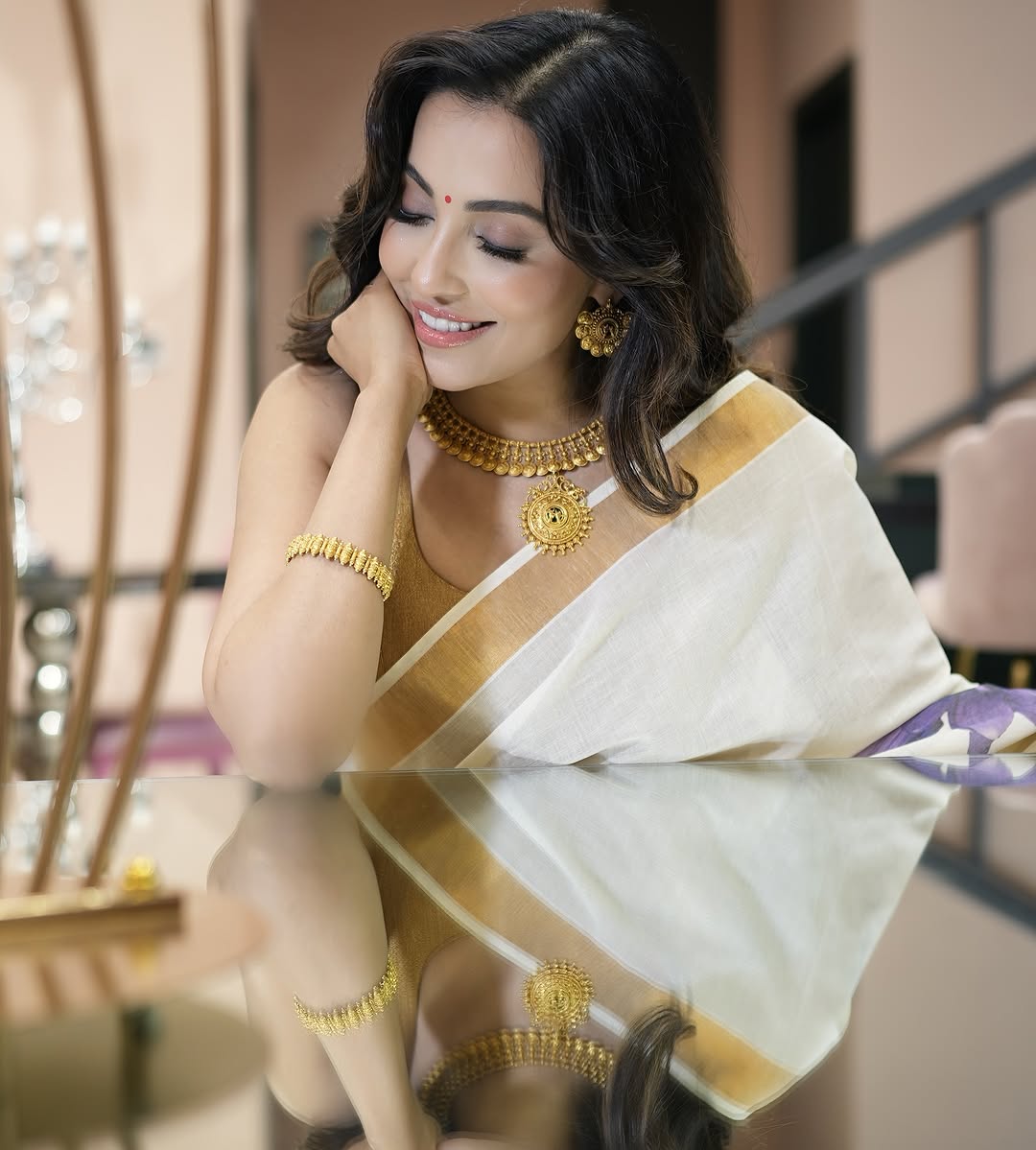 இனிய தமிழ் புத்தாண்டு நல்வாழ்த்துகள்! 
എല്ലാവർക്കും എൻ്റെ ഹൃദയം നിറഞ്ഞ വിഷു ആശംസകൾ!

Wishing everyone a year filled with abundant joy, prosperity and peace. ✨

#TamilNewYear #Vishu #தமிழ்புத்தாண்டு