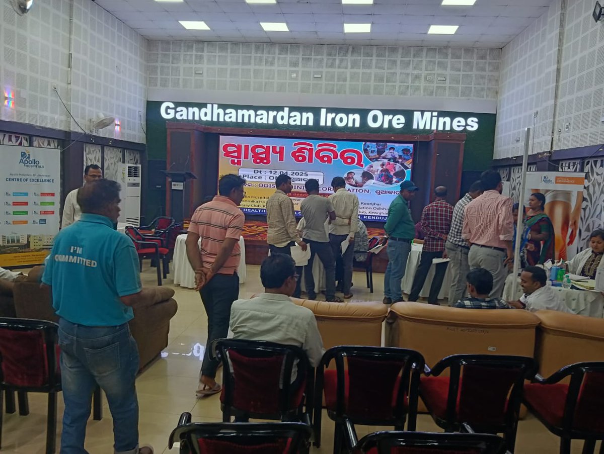 BhoomikaOrg's tweet image. A 𝐌𝐞𝐠𝐚 𝐇𝐞𝐚𝐥𝐭𝐡 𝐂𝐡𝐞𝐜𝐤𝐮𝐩  𝐂𝐚𝐦𝐩. 

Bhoomika Organisation would like to express our #gratitude to all our partners for helping us provide high-quality eye care services to #underserved_communities.

Here are some glimpses of the camp:

#BhoomikaOrganisation