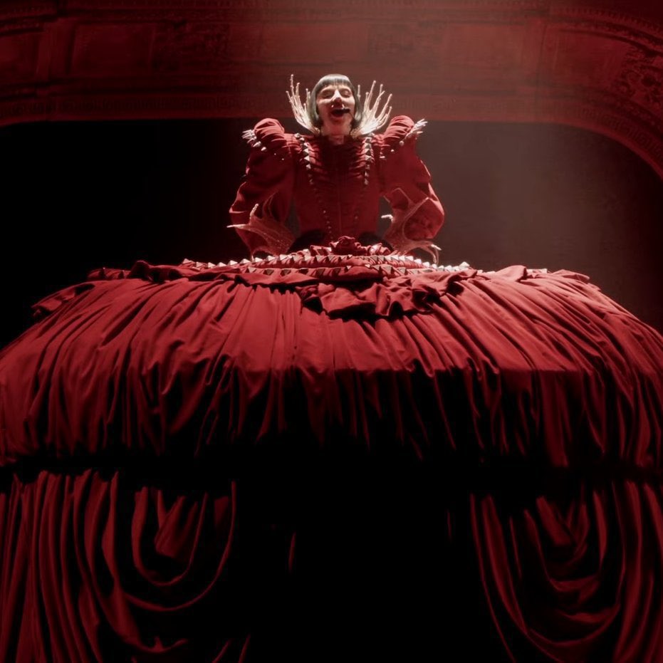 Lady Gaga's performance at Coachella receives perfect scores from the biggest media outlets and is now one of the best rated in the festival's history:

The Guardian - 5/5
Vanity - 5/5
Billboard 5/5
Consequence 5/5
Rolling Stones 5/5
LA Times 5/5
Paper 5/5
The country 5/5
SFGATE