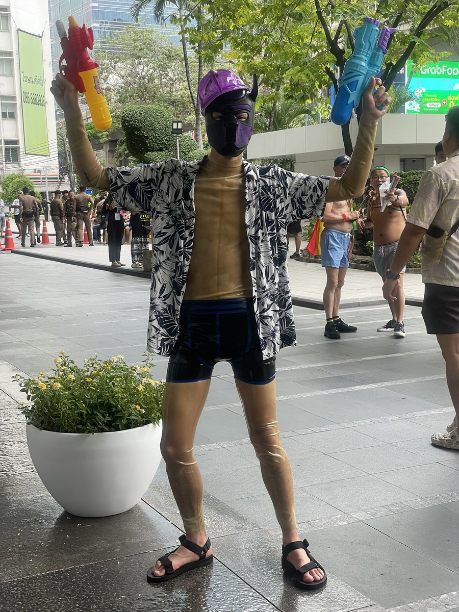 AmbiGimp tweet media