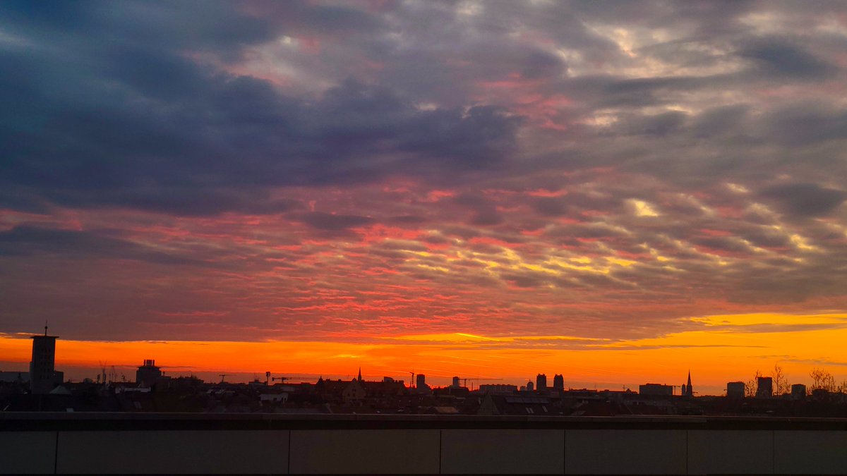 Guten Morgen und einen stressfreien Start in die K-Woche.