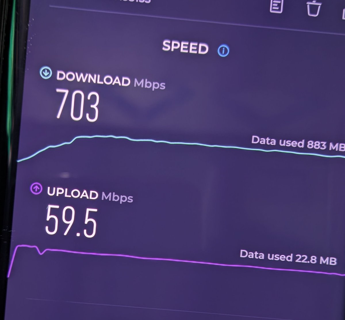 ChesterBe7's tweet photo. @TanaysinghT On my 2 years old s23 ultra. Currently on Jio 5G #jio
 Ps- tested in the bathroom as it's where I get worse signal reception. https://t.co/X5RzkHkx1U