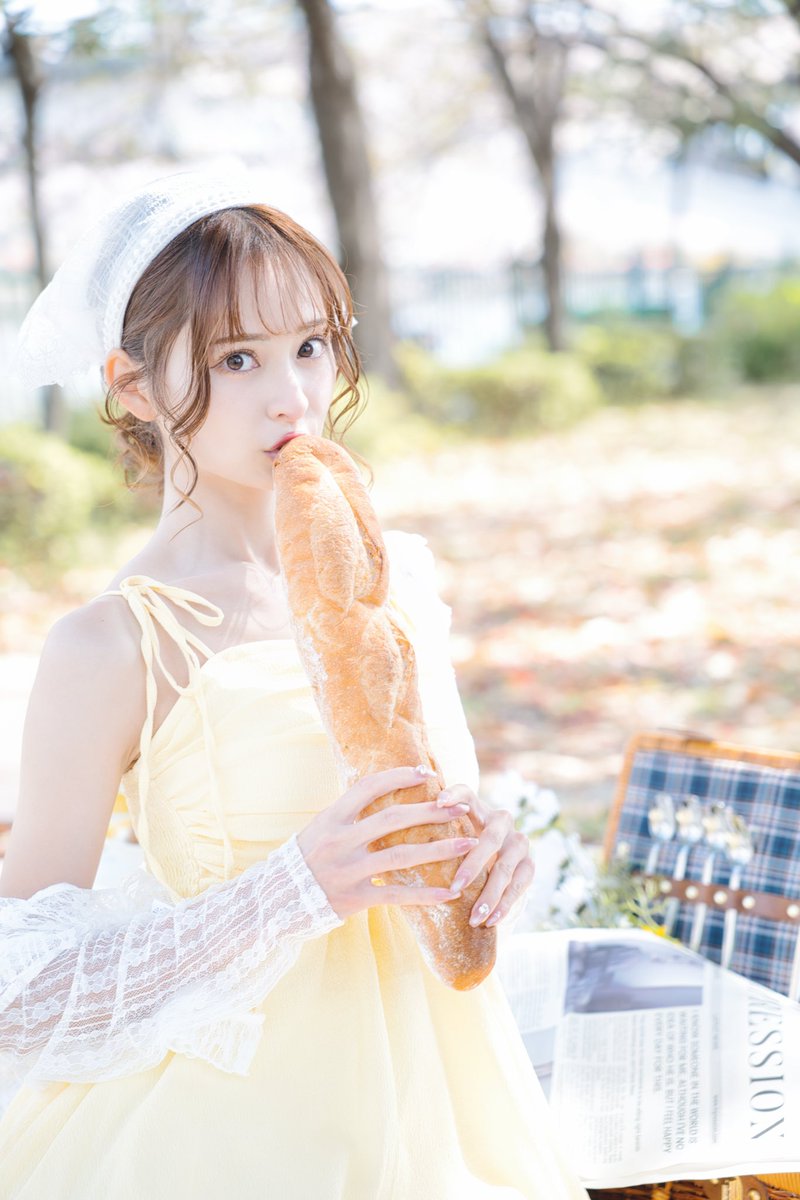 ayane35955175's tweet photo. ピクニックデートする？ https://t.co/88Rq3EbyHw
