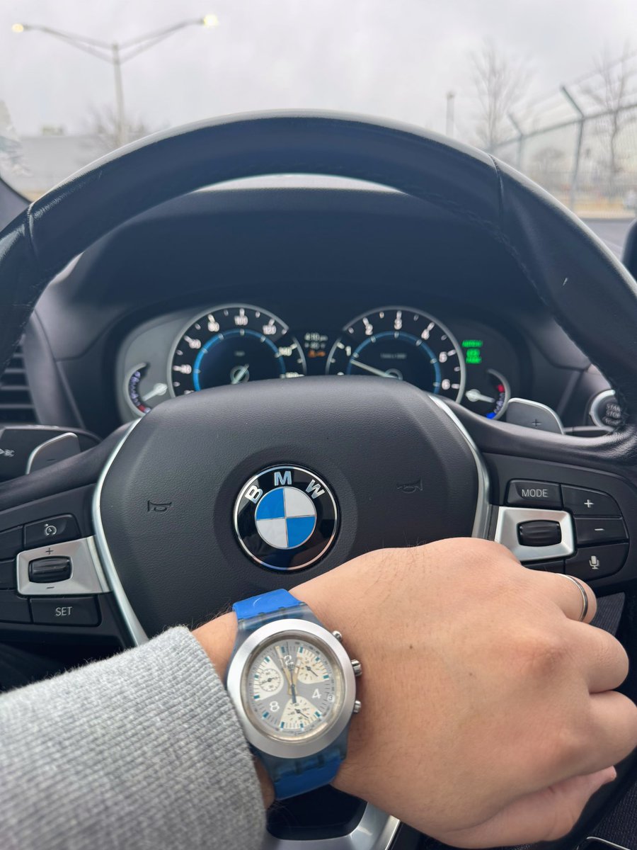 berkayeediz's tweet photo. 🔵Swatch hakkında ne düşünüyorsunuz? Tier listlerde genellikle gereksiz olarak listeleniyor, ben severek kullanıyorum. https://t.co/cDIpDjIR3u