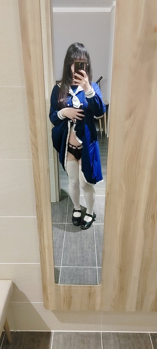 666miao666's tweet photo. 看看裙底
#男娘 #女装 #jk #白丝 https://t.co/Fi6YSk1r5c