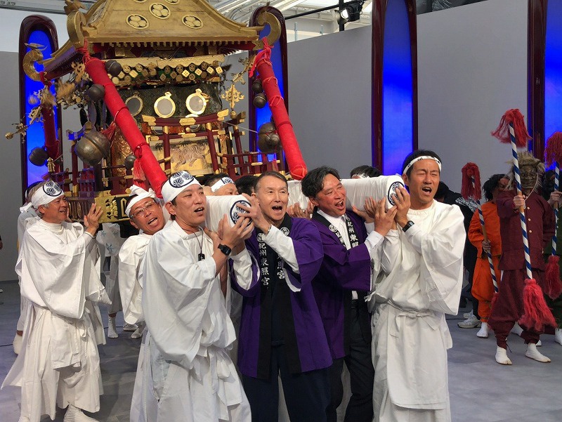 大阪万博 知事公舎 オープニングイベント 神輿 中略に関連した画像-01