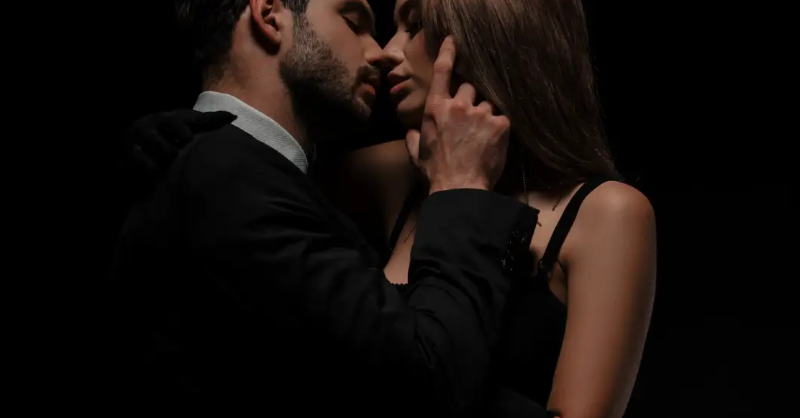 Carrelibertin's tweet photo. Explorez votre sexualité et osez les rencontres décomplexées : célibataire ou en couple, seul(e) ou à plusieurs, libérez toutes vos envies !