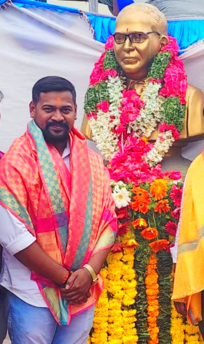DeepakSinghLo20's tweet photo. Tributes to Dr. B.R. Ambedkar on his Birth Anniversary.

#AmbedkarJayanti2025 #BRAmbedkar

#deepaksinghlodhbrsyouthleader 
#GoshamahalConstituency https://t.co/i58pL8X0Og