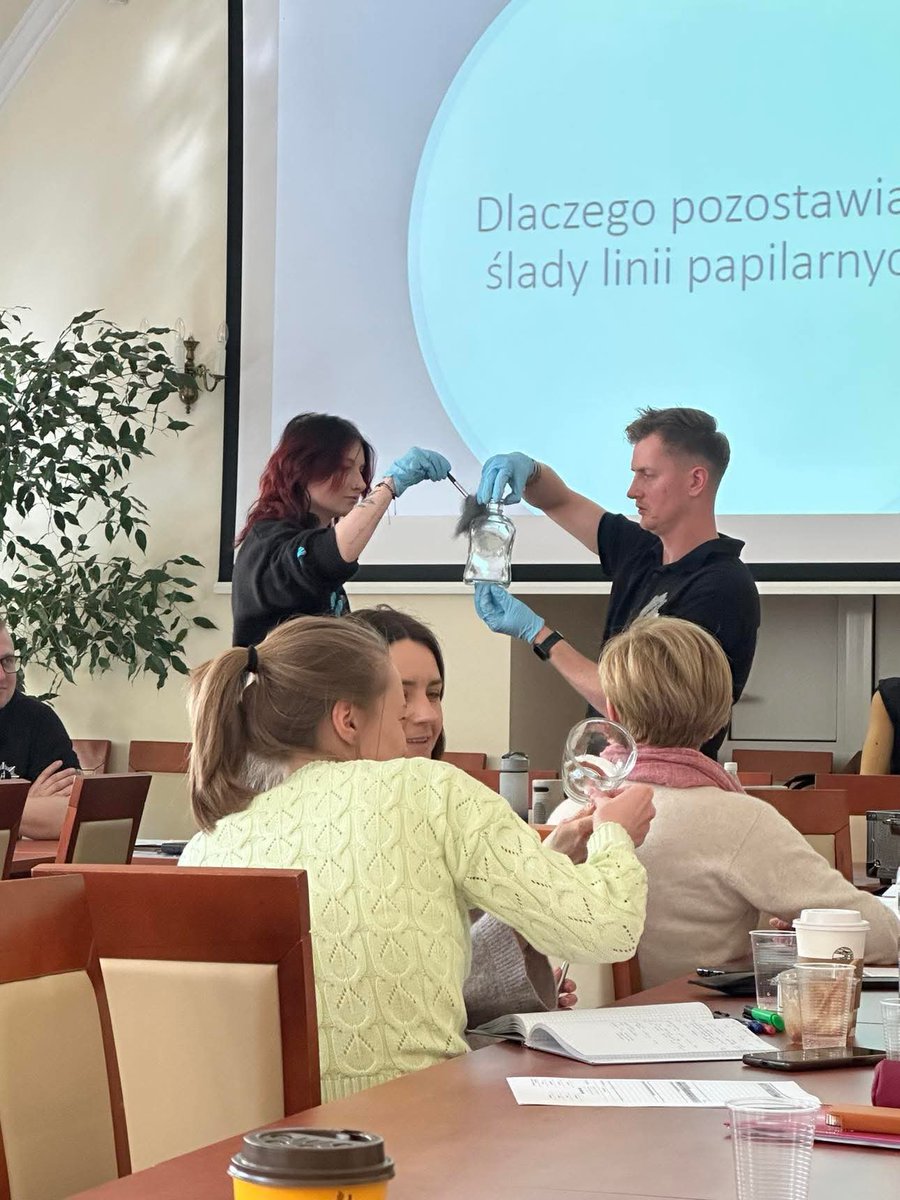 blackdwhitesoul's tweet image. #Throwbackweekend without rude people 🩵