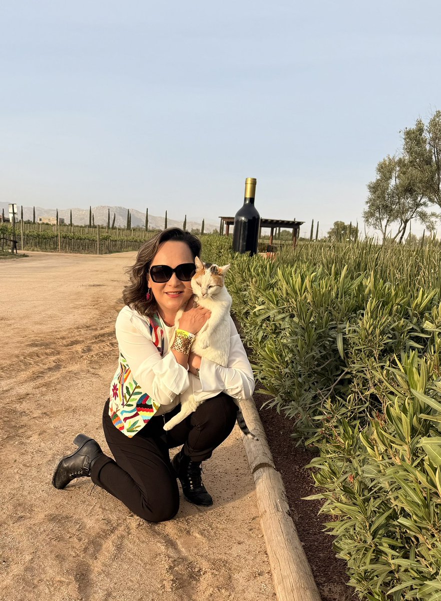 Selene y yo 😻 <a href="/VinosElCielo/">Vinos El Cielo</a>
