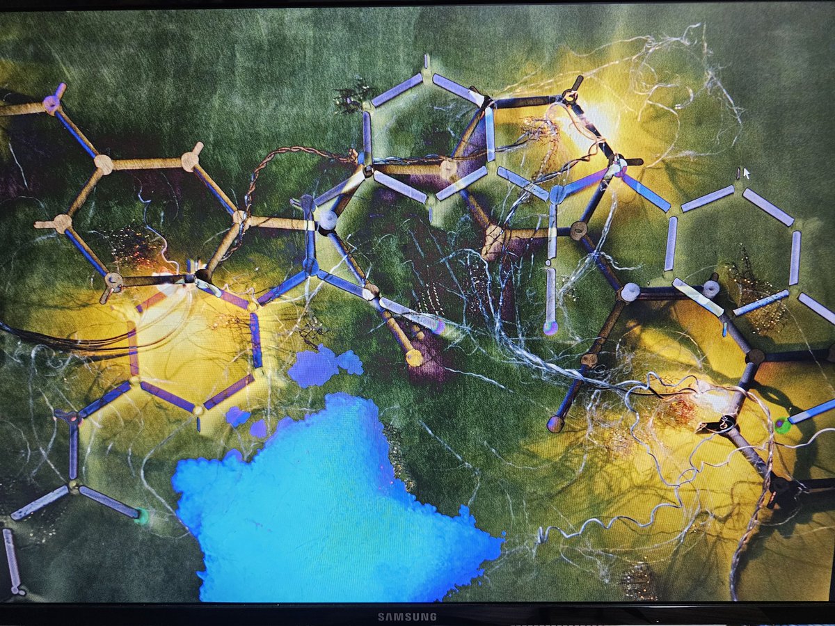 PharmOrgChem's tweet photo. It is a real pleasure to share our latest work with @ampowerflower and @Dychemlab. We are so happy because it has also been selected as the cover for the issue. @EuropeanPolymer @ELSchemistry https://t.co/F1UPXosSBu https://t.co/4KW1YEzIZs