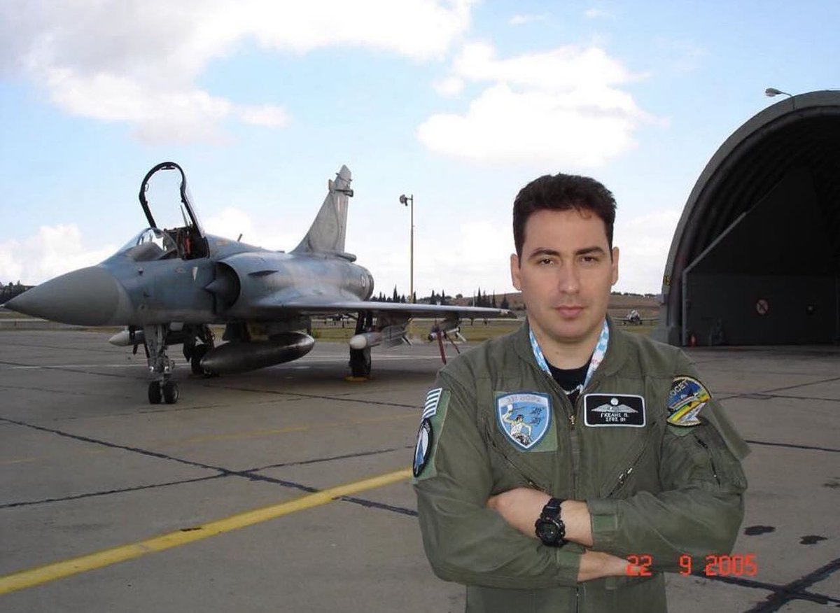 #otd 14/04/2006 Captain Pantelis Gkelis lost his life during #M2000 mishap. ΚΑΝΕΙΣ ΑΠΩΝ, ΑΛΛΟΙ ΣΤΗ ΓΗ ΑΛΛΟΙ ΣΤΟΝ ΟΥΡΑΝΟ. 🇬🇷