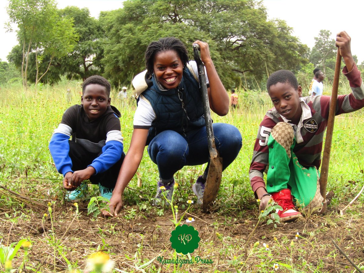 On Saturday we had a highly successful Indigenous Trees Day planting event. 55 Trees were planted and over 50 people attended. We are not only creating a knowledge resource base, but also create huge lungs for the community 🌱🌳🌍💚