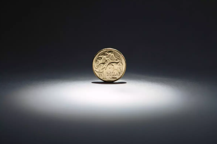 IGAus's tweet photo. The #Aussiedollar surged 4.14% last week, recovering from a five-year low despite China halting #rareearth exports to the US.
Key drivers of the recovery include:
🔴 Potential #Chinesestimulus
🔴 Improved risk sentiment from a pause in #UStariffs
🔴 A weaker #USdollar
However, #tradetensions and uncertainty around US policy persist. A weak #Australianjobs report could also impact #AUDUSD’s momentum.
Read more: https://t.co/bQfFWrjyqW
General advice only. All trading involves risk.