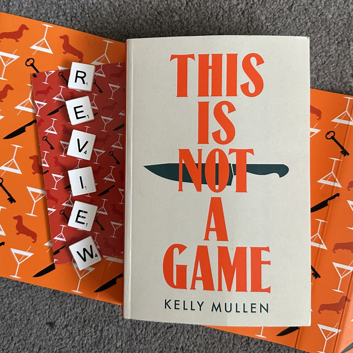 shonaholmes23's tweet image. 📚#BookReview📚

4⭐️#ThisIsNotAGame by #KellyMullen introduces to the dynamic duo of Mimi &amp;amp; Addie, who become unlikely detectives when two bodies are discovered at a fancy party, but the question is,can they solve the mystery?

🔗Full Review in 🧵below

#BookTwitter #Bookblogger