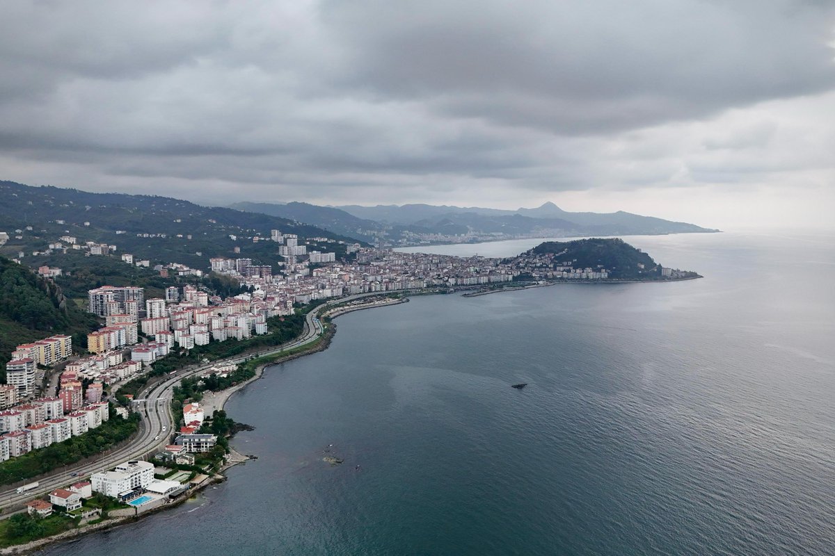 Yeni haftaya Karadeniz’in incisi olan şehrimizin eşsiz manzarasıyla merhaba diyoruz.🤗

Doğasıyla, deniziyle, huzur veren güzelliğiyle şehrimiz her zamanki gibi büyüleyici.🥰
Tüm hemşehrilerimize sağlıklı, huzurlu ve bereketli bir hafta dileriz.