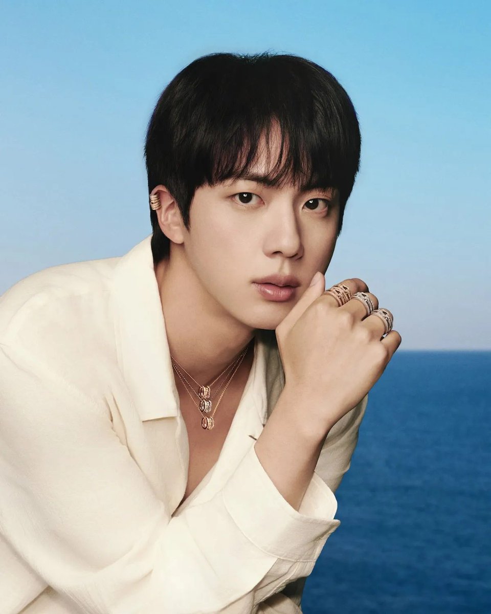 TheePopCore's tweet photo. BIGHIT MUSIC confirms JIN is set to release a new album this May!

“JIN is currently preparing a new album, aiming for a May release. More detailed comeback information will be shared at a later date.” Following the success of his solo debut 'HAPPY', which topped global charts and ranked #20 on Hanteo's 2024 year-end chart, JIN's comeback has fans excited. Since his discharge in June 2023, JIN's been on a roll: successful solo fan meetings, Olympic torchbearer, GUCCI ambassador, ad campaigns, 'Run Jin', 'Kian's Bizarre B&B' on Netflix, etc.