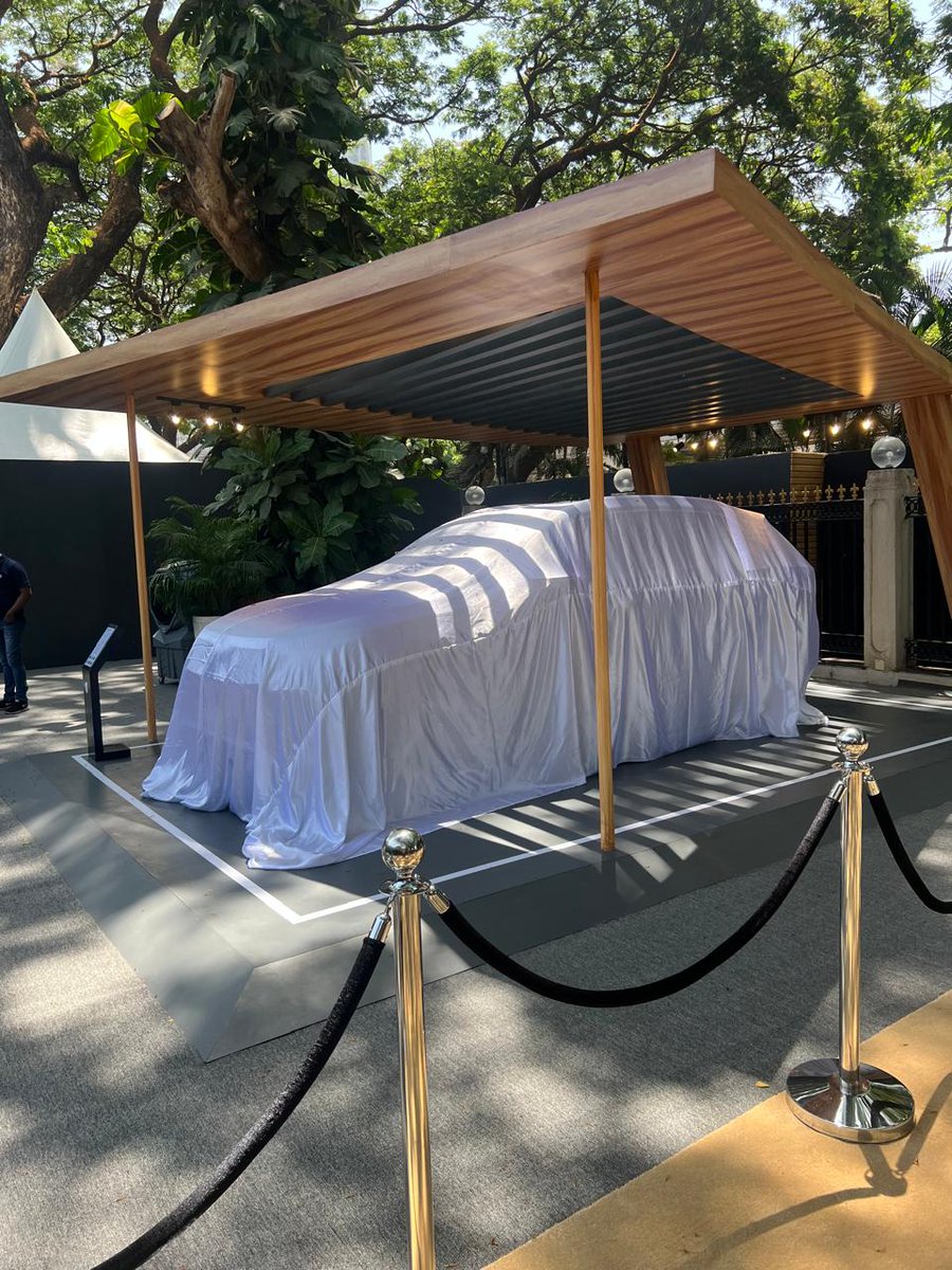 Somnath Chatterjee (@somchaterji) on Twitter photo About today the launch of the <a href="/volkswagenindia/">Volkswagen India</a> Tiguan R-Line at the fantastic Bombay Club About today the launch of the <a href="/volkswagenindia/">Volkswagen India</a> Tiguan R-Line at the fantastic Bombay Club