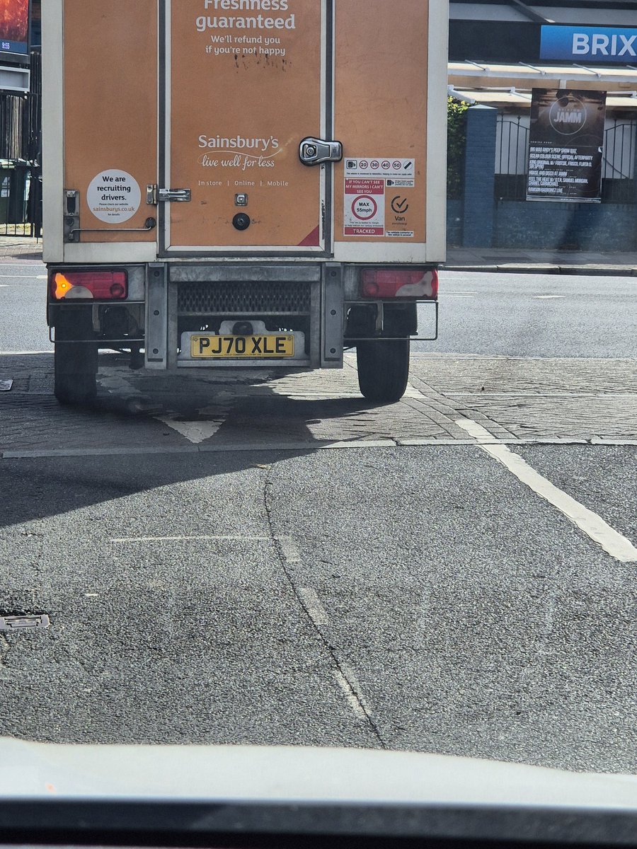 loewebb's tweet photo. @sainsburys just had this vehicle of yours hit and run my van, whilst I was parked up, which is a crime. 
Please provide details so that I can hand them to my company to get the damage repaired...
This occurred at 0955 on Robsart Street SW9, near the junction of Brixton Road https://t.co/RqqCWD3Nk6