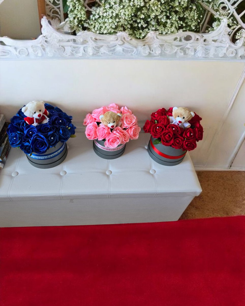 AllisonPetals's tweet photo. Artificial Roses, Deliveries in #stockwell London #roses Flower gifts #artificialflowers #FlowersOnX #Babygirls #babyboys https://t.co/PeJGJy3h7K