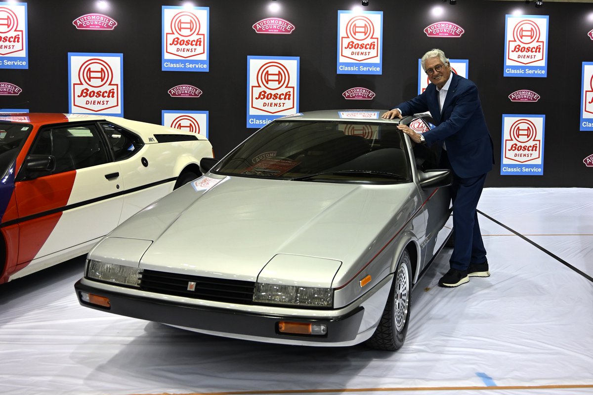 オートモビルカウンシル2025で来日したジウジアーロ氏。 自身が