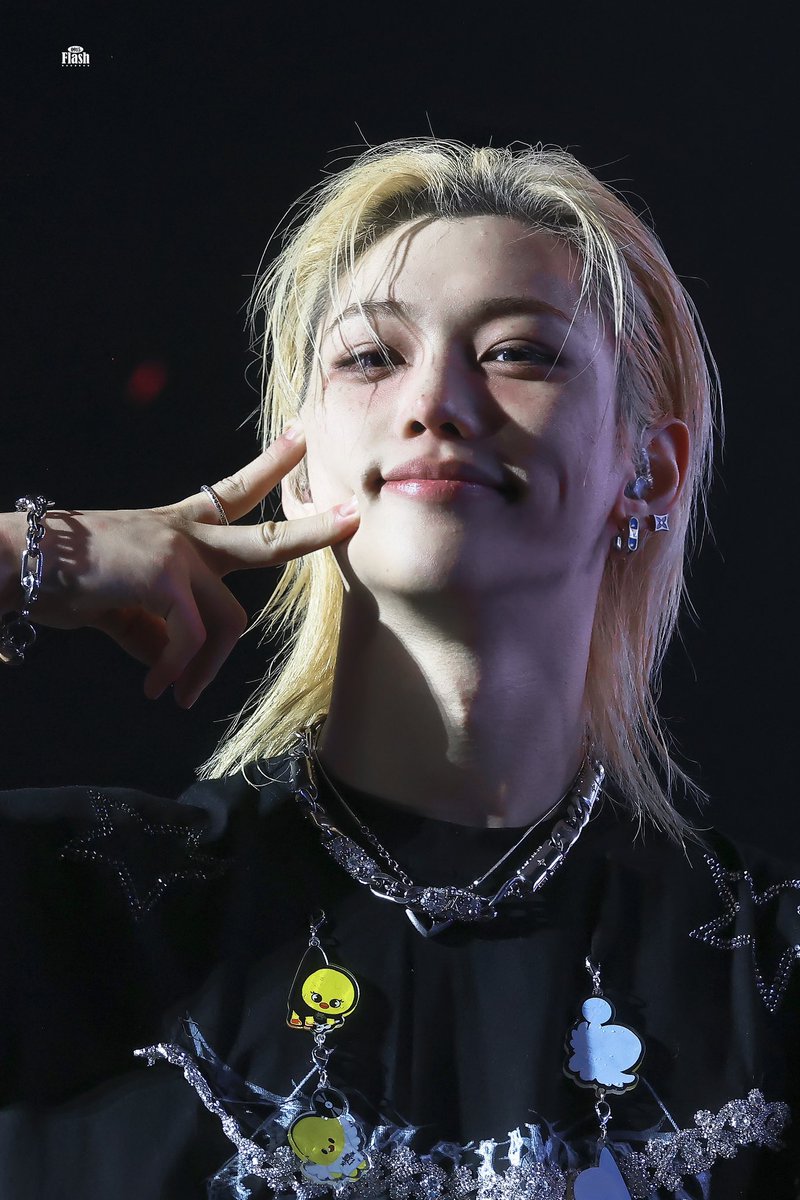 Flash_Felix0915's tweet photo. 250413｜dominATE Mexico City HD
bye-bye Latam🥹🥹

#felix #필릭스 
#straykids     #스트레이키즈 https://t.co/WFFs3tb88E