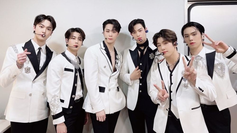 Astro_EW330's tweet photo. #아스트로 3년 만에 단독 콘서트
The 4th ASTROAD [Stargraphy]

오랜만이에...
🔗https://t.co/GMVuPafaUr
🔗https://t.co/eu5epQ3Z0x
🔗https://t.co/pBeddGWxhd
🔗https://t.co/Et8xrKBzVW

#ASTRO https://t.co/Y8nodX9Pnb